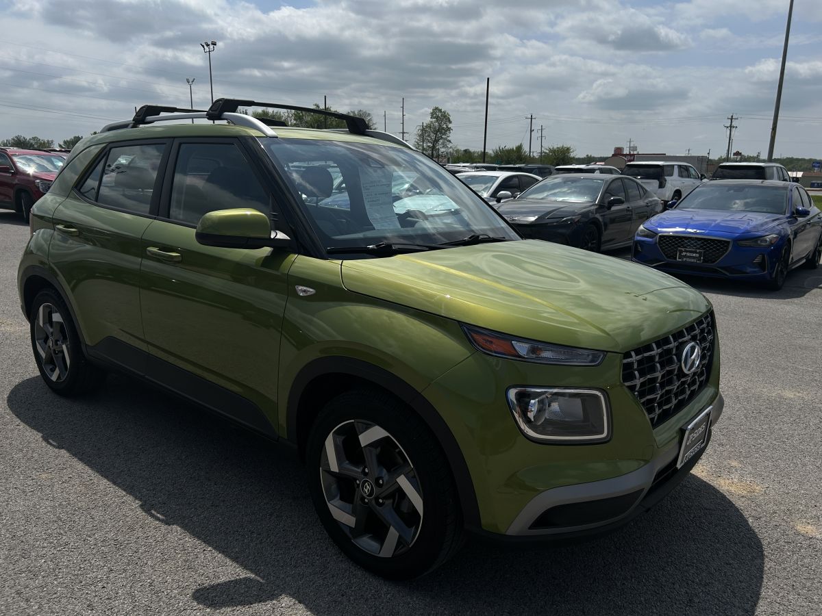 Used 2022 Hyundai Venue SEL with VIN KMHRC8A35NU148257 for sale in Anna, IL