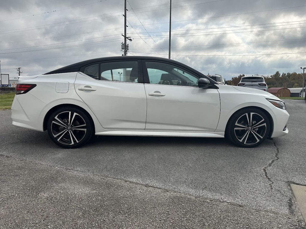 Used 2021 Nissan Sentra SR Sedan