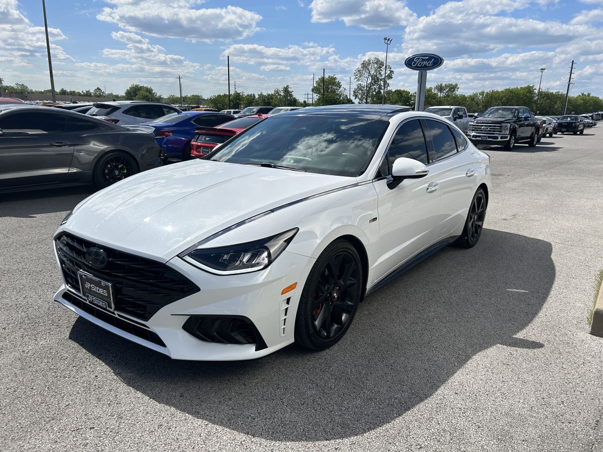 2022 Hyundai Sonata N Line Night Edition's photo