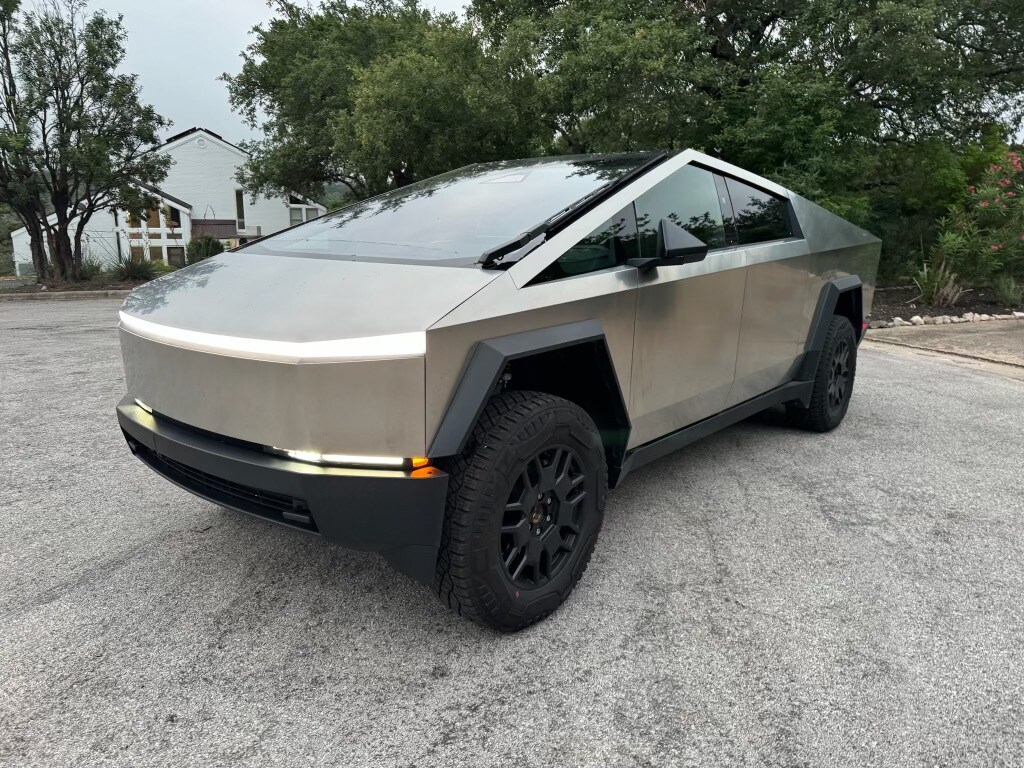 Used 2025 Tesla Cybertruck For Sale at J&S 6 Mt. Holly VIN