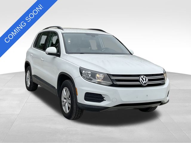 2017 Volkswagen Tiguan Limited Base's photo