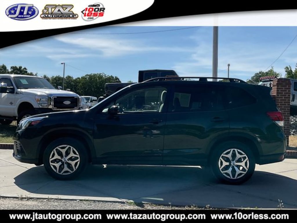 Used 2023 Subaru Forester Premium SUV