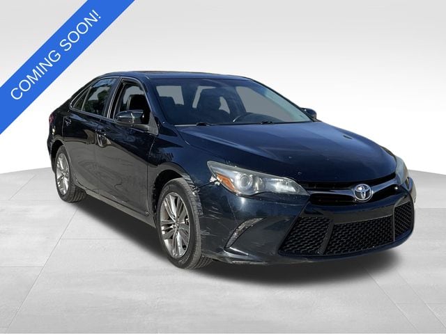 2016 Toyota Camry Special Edition's photo