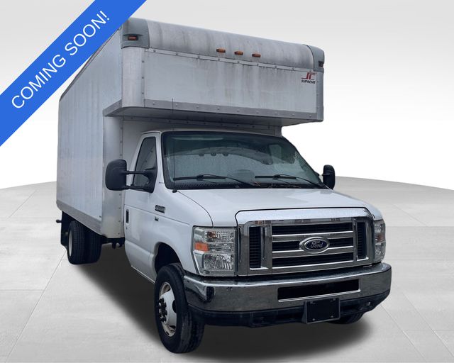 2014 Ford E-Series Cutaway Base