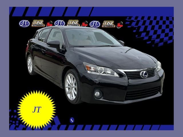 2012 Lexus CT 200h Premier's photo