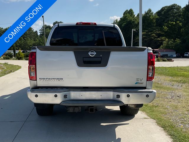 2019 Nissan Frontier SV photo 2