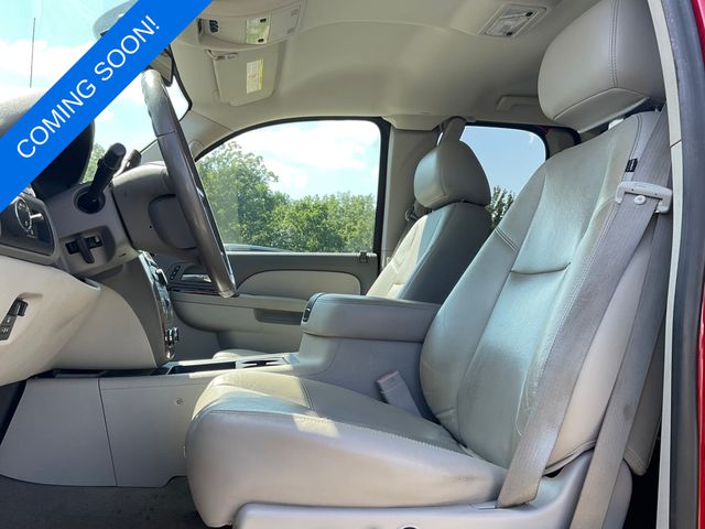 2012 Chevrolet Silverado 2500HD LTZ photo 2