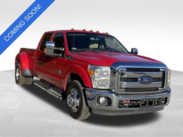 2015 Ford F-350 Super Duty Lariat's photo