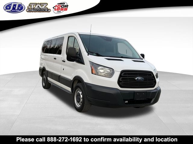 2016 Ford Transit XL's photo