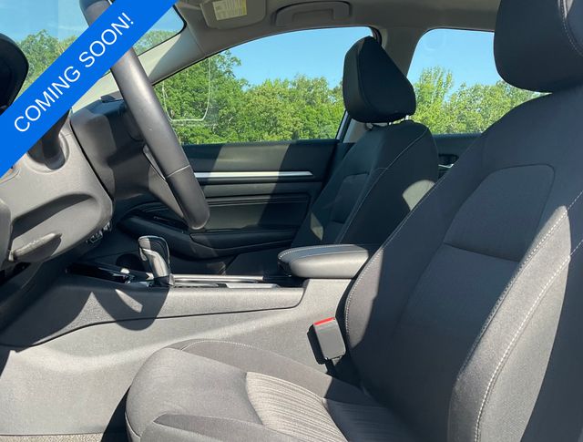 2022 Nissan Altima 2.5 SV photo 3