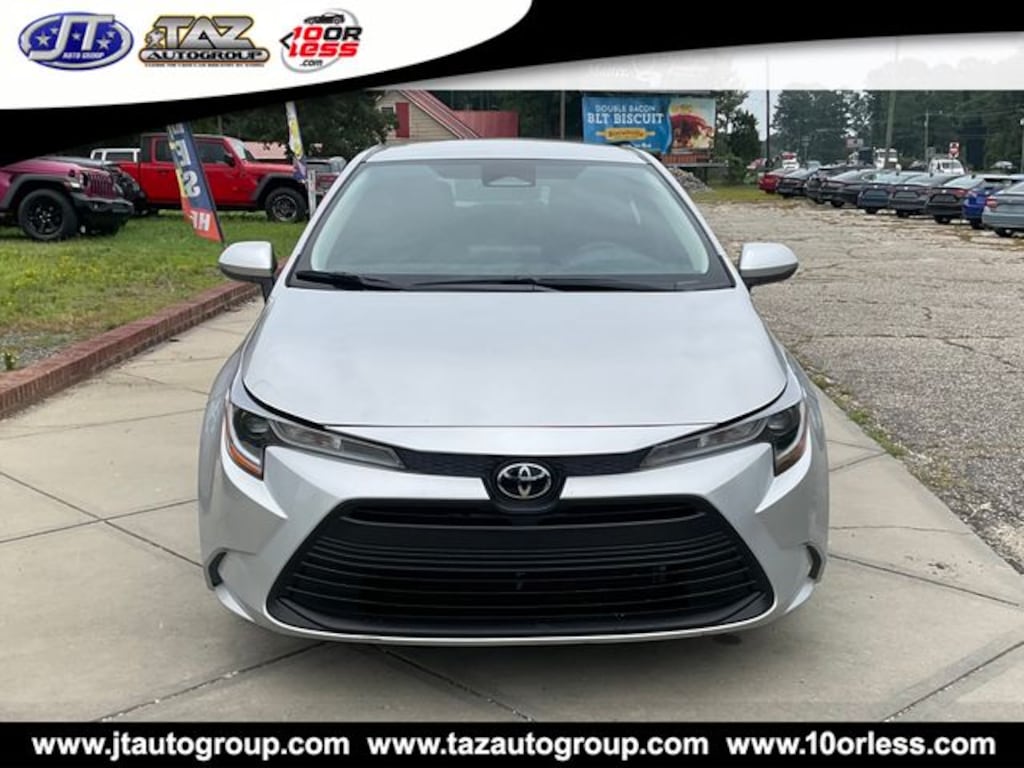 Used 2025 Toyota Corolla LE Sedan