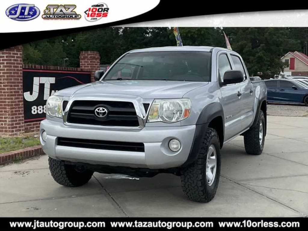 Used 2005 Toyota Tacoma Base Truck