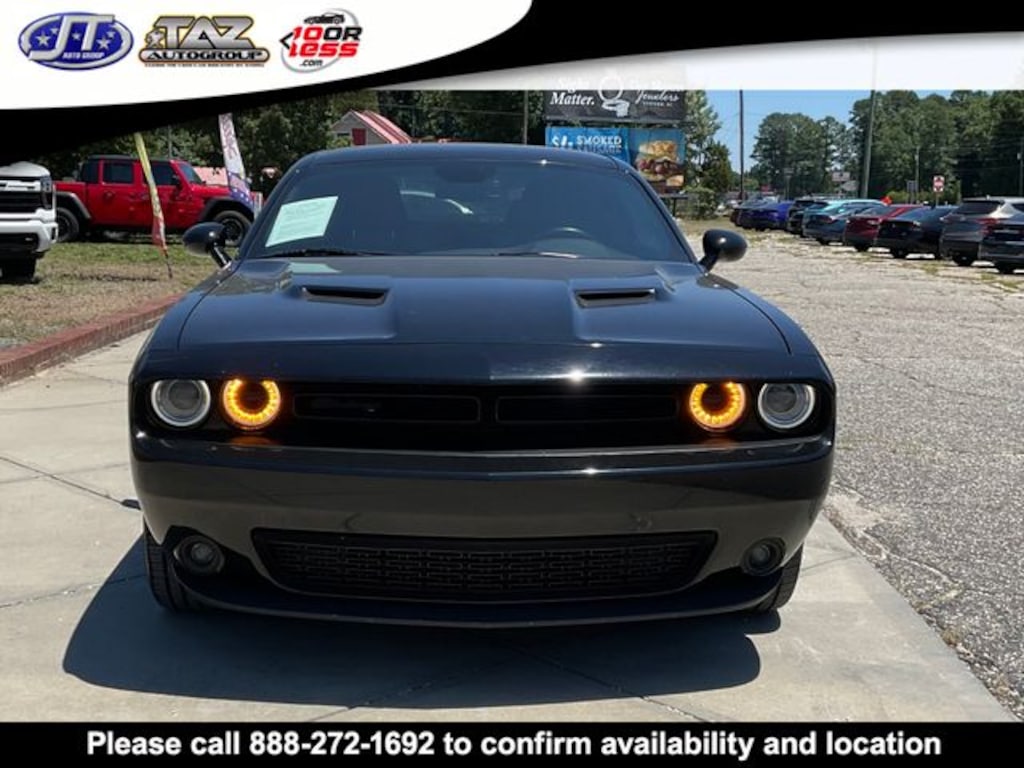 Used 2020 Dodge Challenger SXT Coupe
