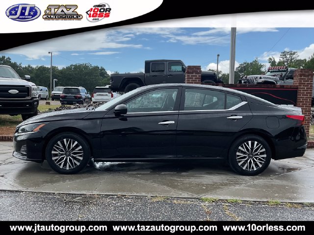 Used 2025 Nissan Altima 2.5 SV Sedan