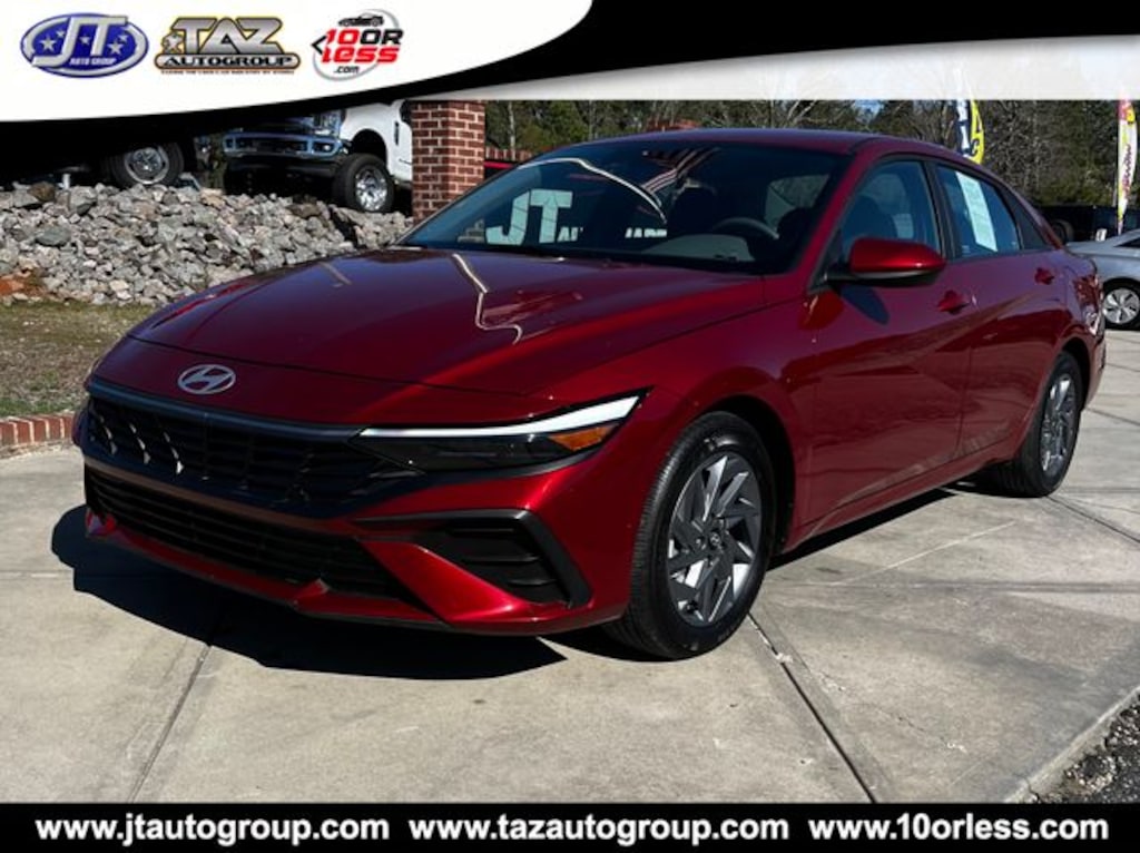 Used 2024 Hyundai Elantra SEL Sedan