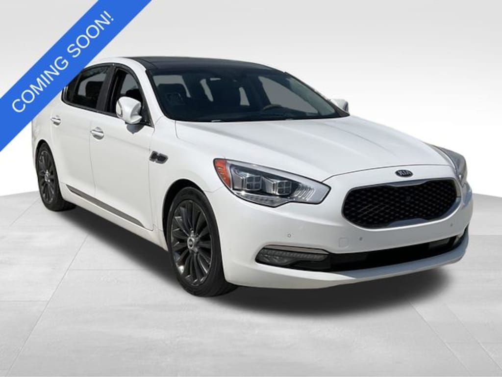 Used 2015 Kia K900 Luxury Sedan
