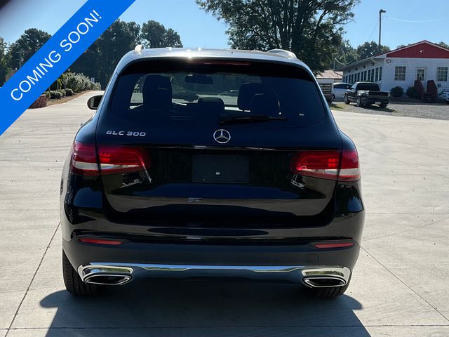 2019 Mercedes Benz GLC 300 photo 2