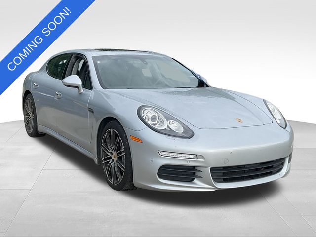2016 Porsche Panamera