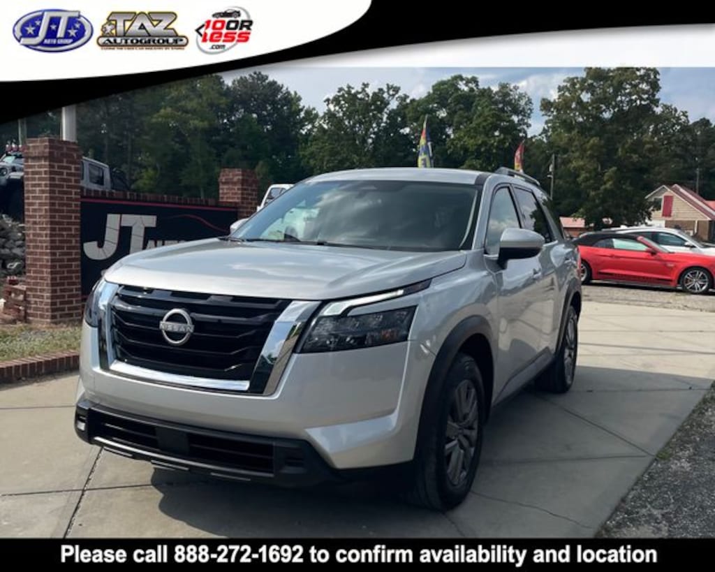 Used 2025 Nissan Pathfinder SV SUV