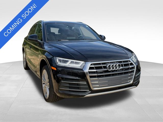 2019 Audi Q5 2.0T quattro S tronic Premium Plus's photo