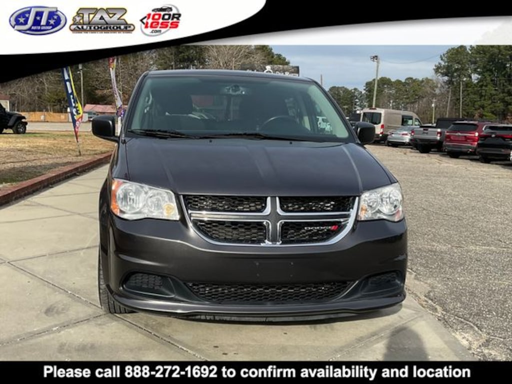 Used 2017 Dodge Grand Caravan SE Minivan/Van