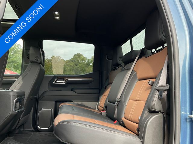 2024 Chevrolet Silverado 1500 High Country photo 4