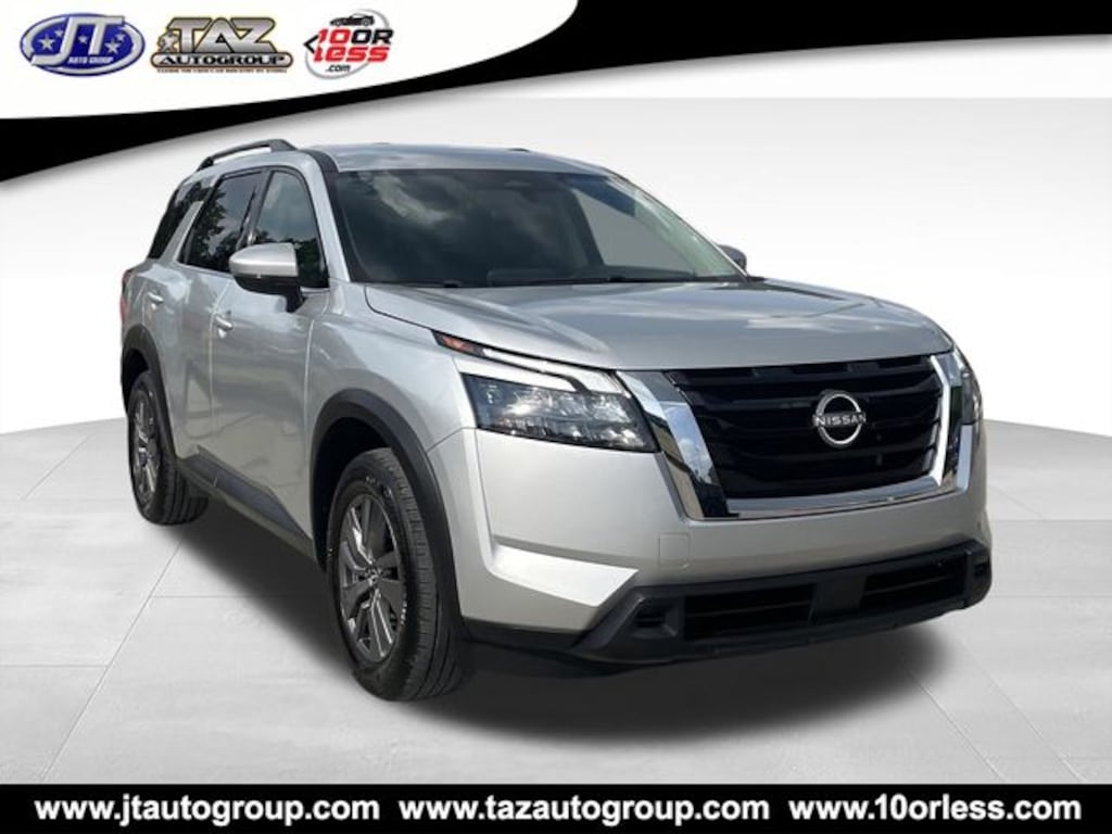 Used 2025 Nissan Pathfinder SV SUV
