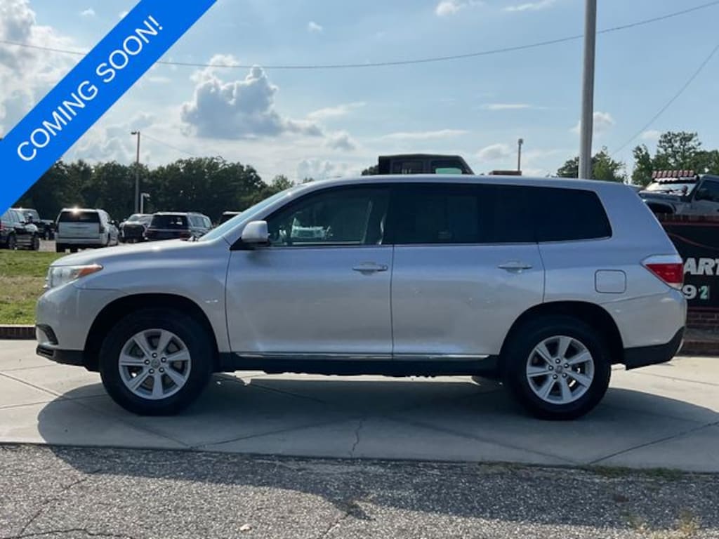 Used 2013 Toyota Highlander Base SUV