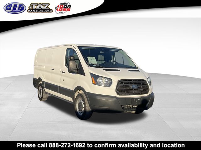 2016 Ford Transit Base's photo