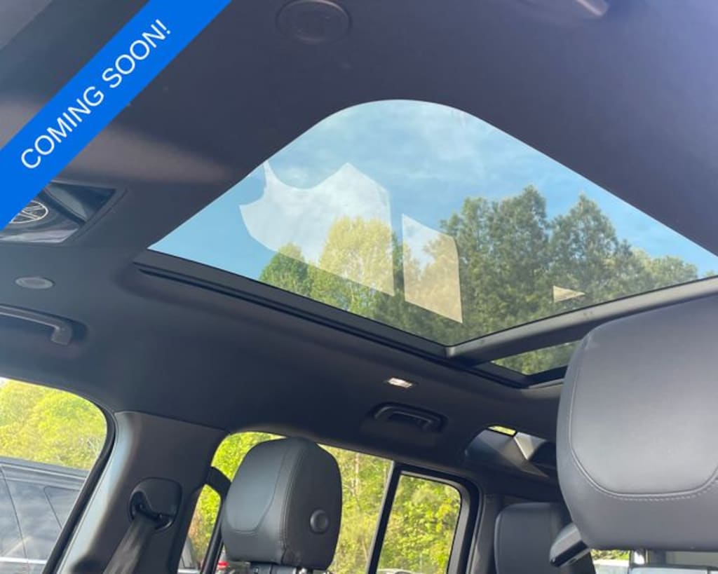 Used 2023 Land Rover Defender 110 X-Dynamic SE SUV