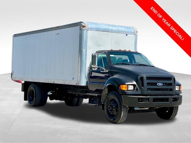 2010 Ford F-750's photo