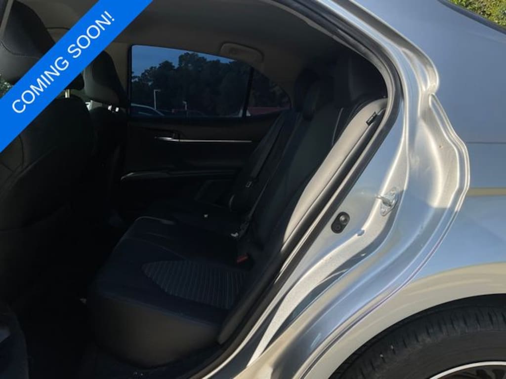 Used 2022 Toyota Camry SE Sedan