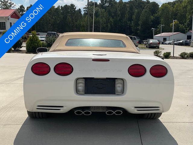 2002 Chevrolet Corvette Base Convertible photo 2