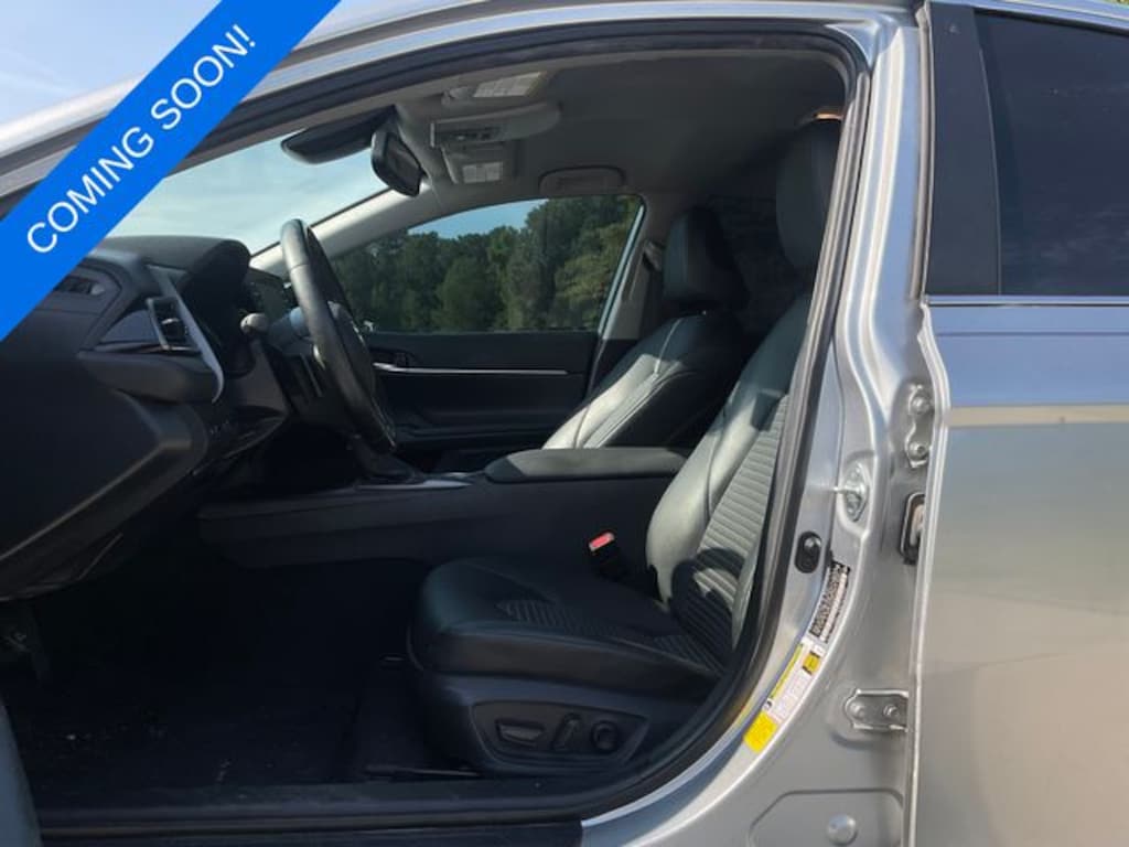 Used 2022 Toyota Camry SE Sedan