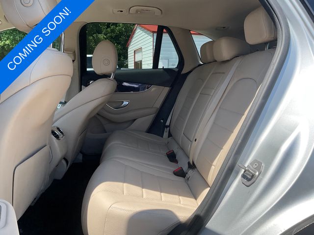 2016 Mercedes Benz GLC 300 photo 3