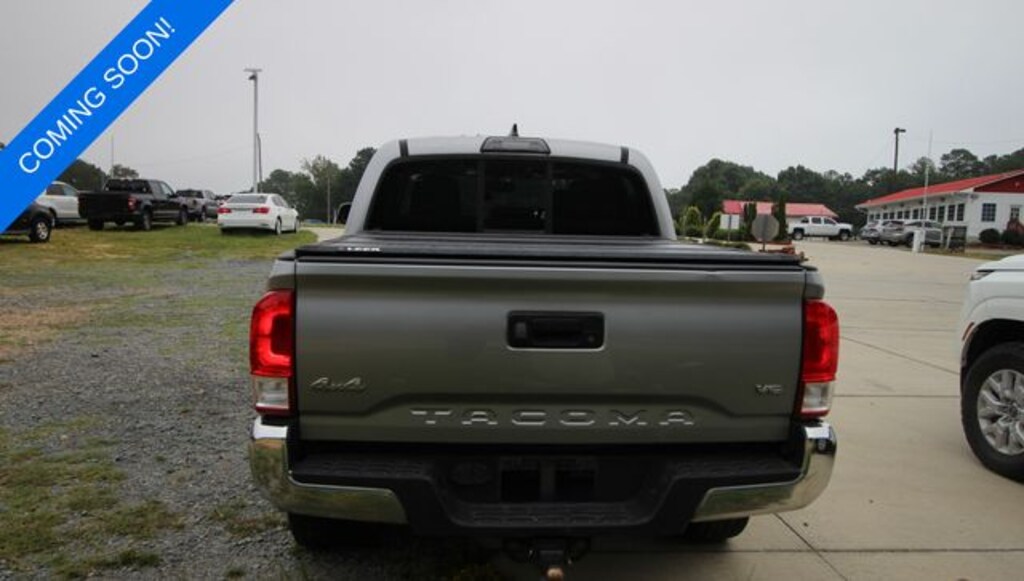Used 2017 Toyota Tacoma SR5 Truck