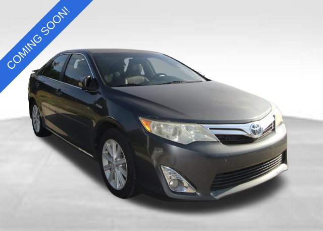 Used 2012 Toyota Camry Hybrid XLE Sedan