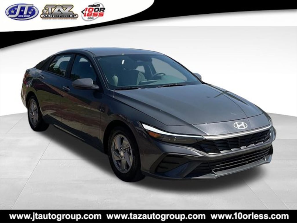 Used 2026 Hyundai Elantra SE Sedan