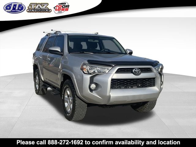 2015 Toyota 4Runner SR5's photo