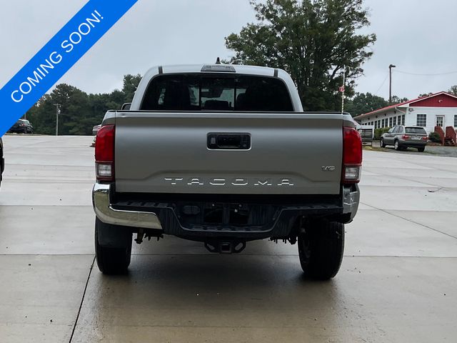 2021 Toyota Tacoma SR5 photo 2