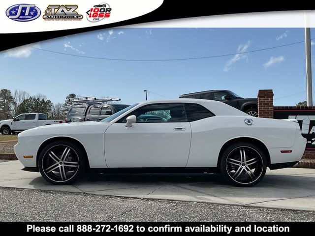 2010 Dodge Challenger R/T photo 4