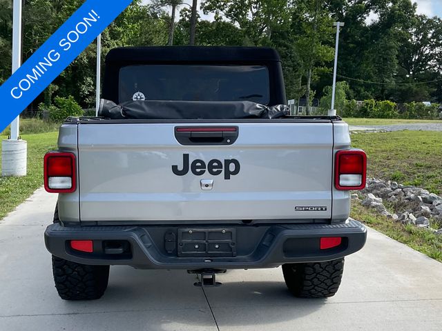2020 Jeep Gladiator Sport photo 2
