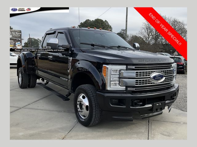 2017 Ford F-350 Super Duty Platinum's photo