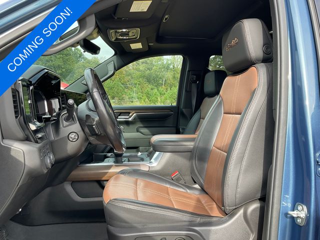 2024 Chevrolet Silverado 1500 High Country photo 3