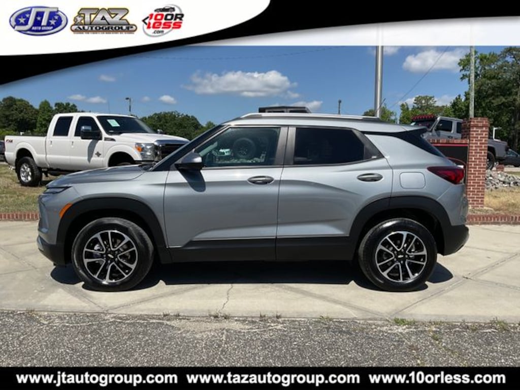 Used 2025 Chevrolet Trailblazer LT SUV