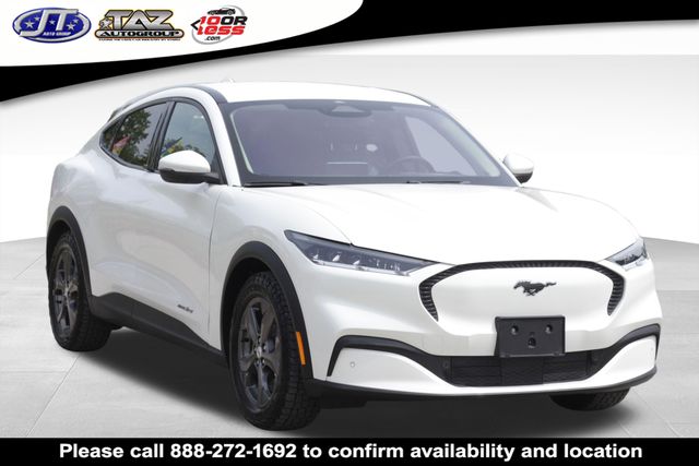 2021 Ford Mustang-Mach-e Select's photo