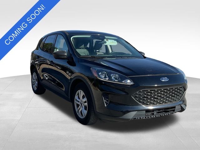 2021 Ford Escape S's photo