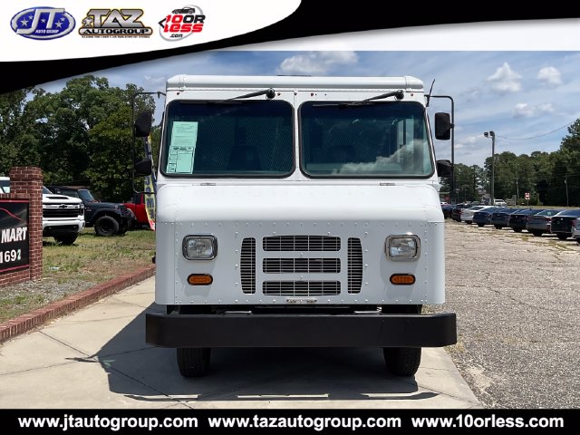 Used 2017 Ford E-350SD Base Cab/Chassis