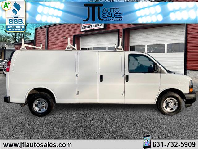 2018 Chevrolet Express 2500 Work Van photo 4