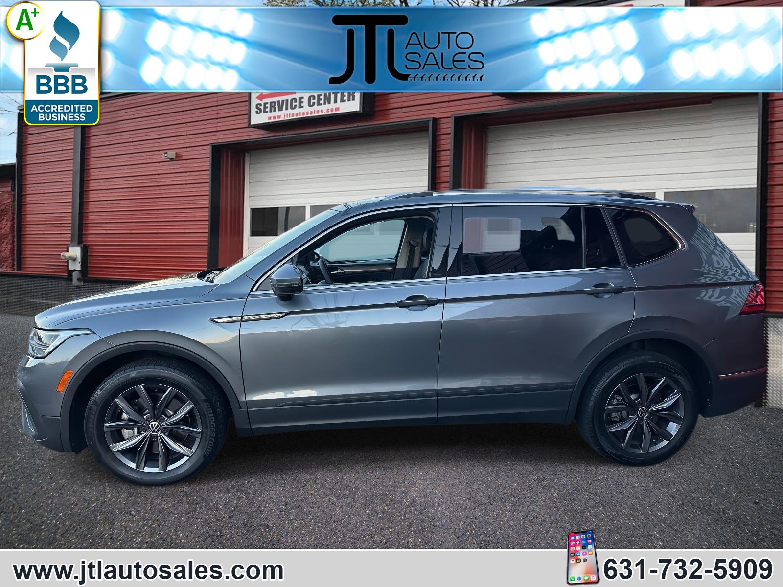 2022 Volkswagen Tiguan SE photo 3